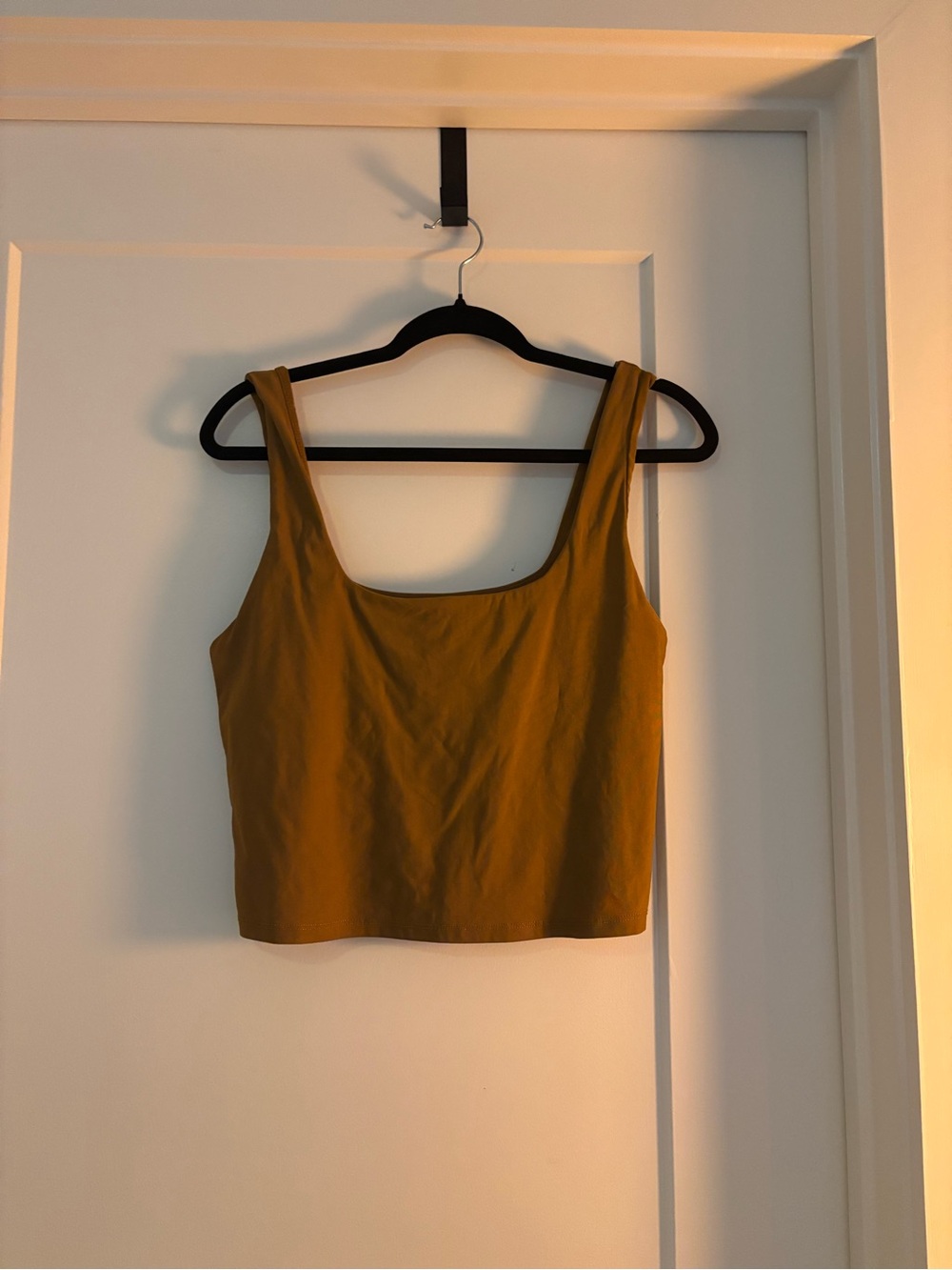 Fabletics workout top with built in bra